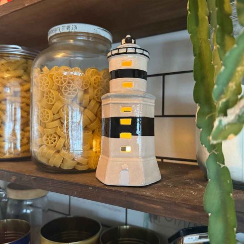 Keramikhus Örnskär fyr för värmeljus 18 cm