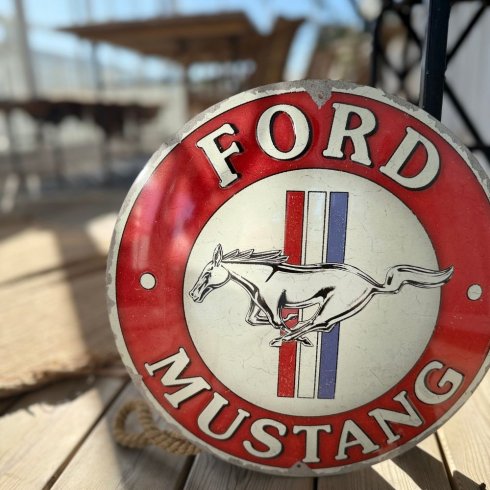 Rund plåtskylt Ford Mustang Ø 35 cm