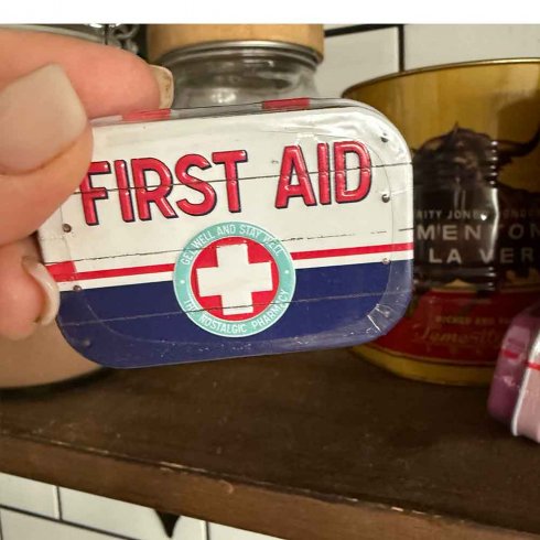 Pillerask First Aid Supply med mintpastiller