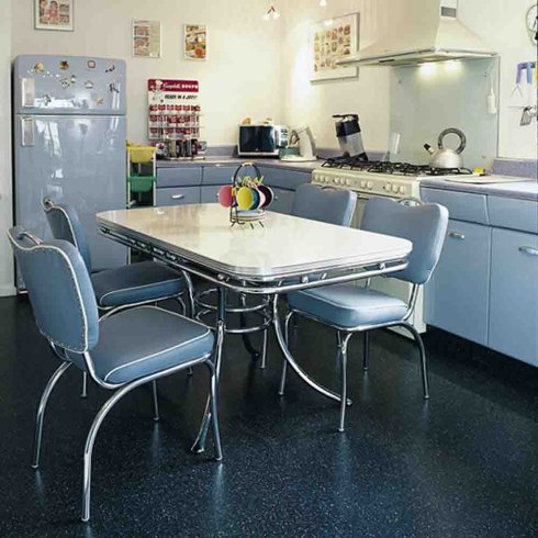 Diner stol med nitar /st