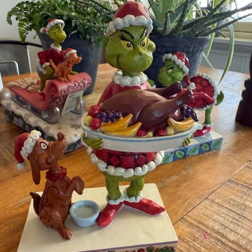 Grinchen med middag & Max - Jim Shore