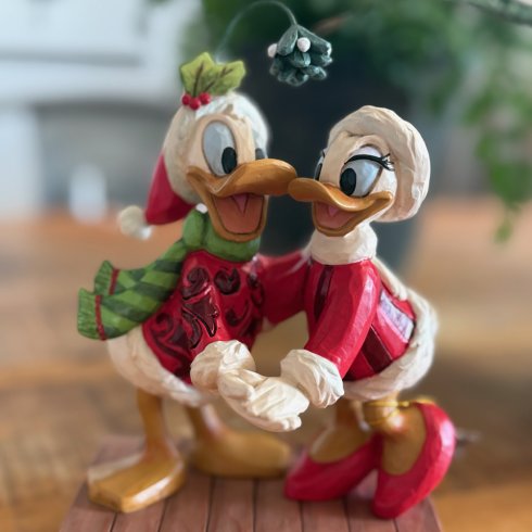 Disney Figur Kalle och Kajsa i juldans