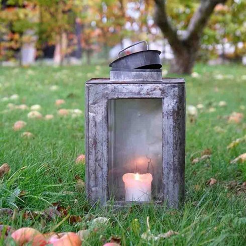 Järnlykta med Patina