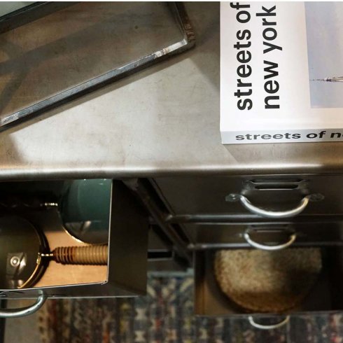 Skåp i järn med 9 lådor - Trademark Living