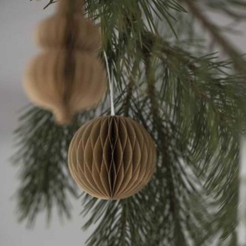 Julkula snöboll i papper med magnet Brun