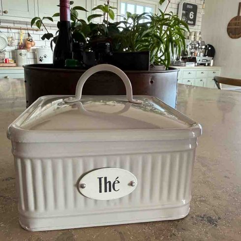 Retro teburk i järn - kvadratisk Beige