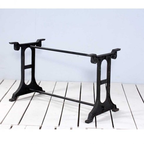 Industriellt matbord i återvunnet trä 180 x 90 cm