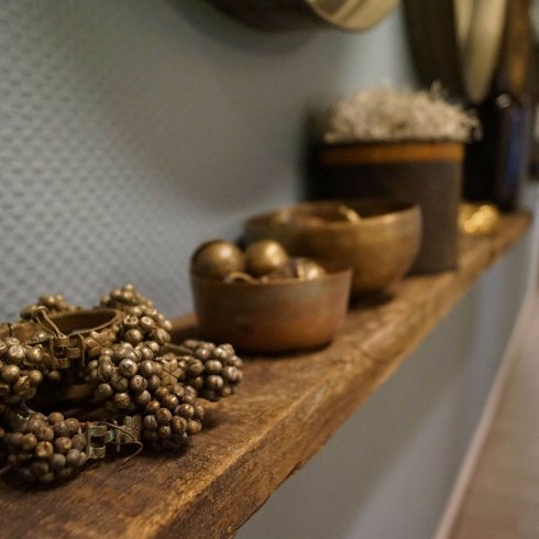 Trähylla med konsoler i återvunnet trä 100 cm